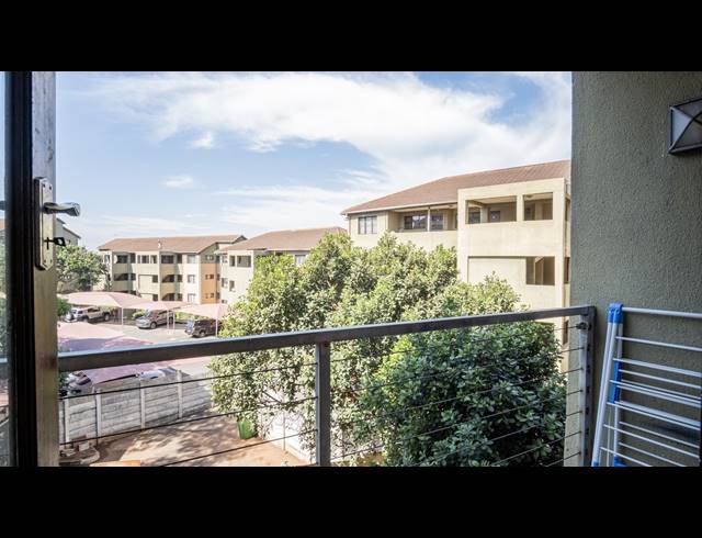 2 BEDROOM APARTMENT FOR SALE IN MONTCLAIR